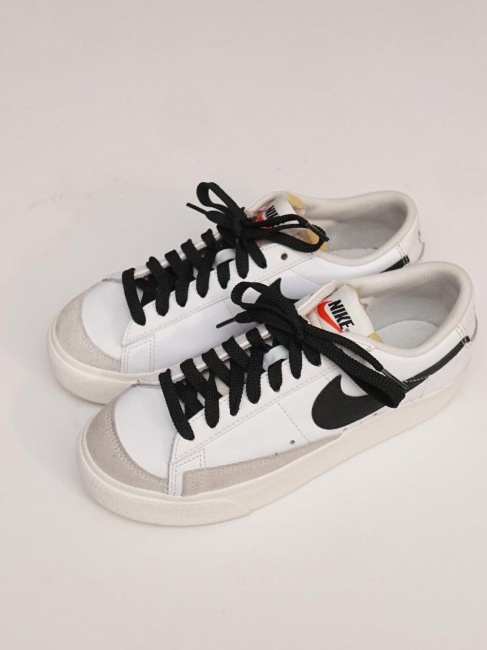 Nike Blazer Low Platform in Classic White and Black Women’s Size 6